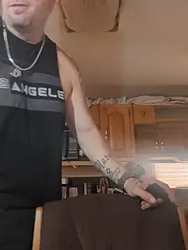 Tattoogonewild webcam show