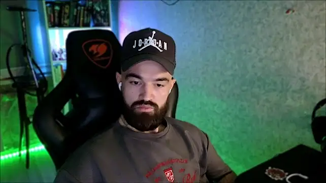 Chat XXX en directo de _Serious_Man