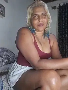 Czat XXX na żywo – Goodgirlsue_77