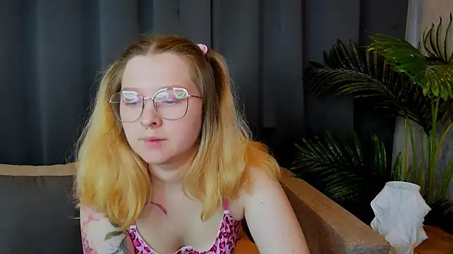Czat XXX na żywo – ElaineSolomon