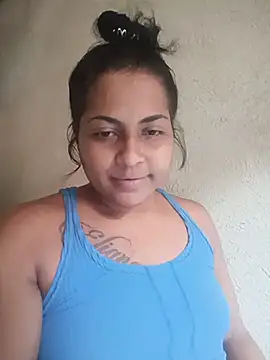 צ'אט XXX בשידור חי של Giselabrunette25