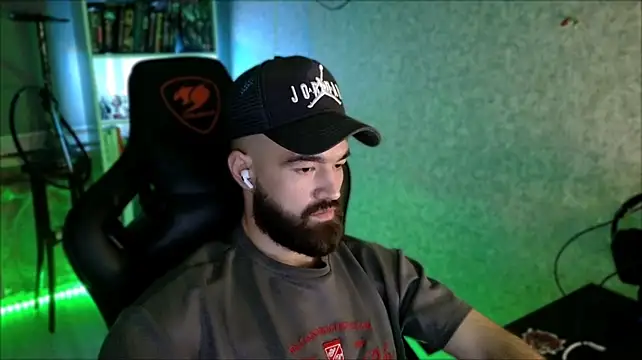 Chat XXX en directo de _Serious_Man
