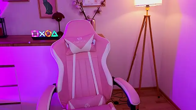 e1v1s Chat XXX live