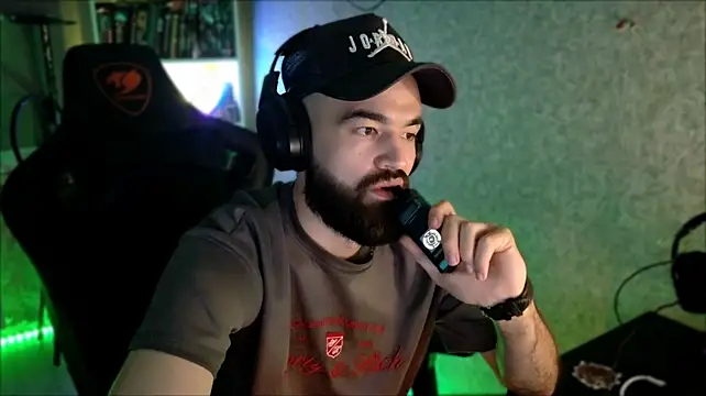 _Serious_Man Live XXX-chat