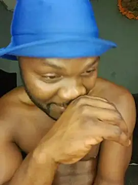 Chatroom XXX en direct de Petrossa