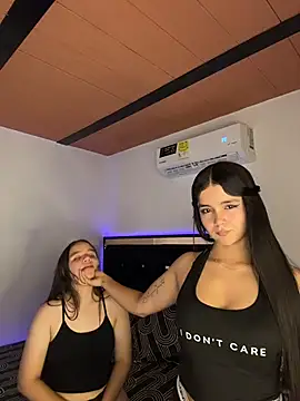 Zow_ Live XXX-Chat