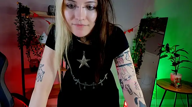 Chat +18 de mymeow_miley ao vivo