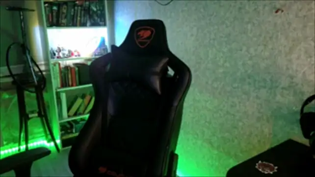 Chat +18 de _Serious_Man ao vivo