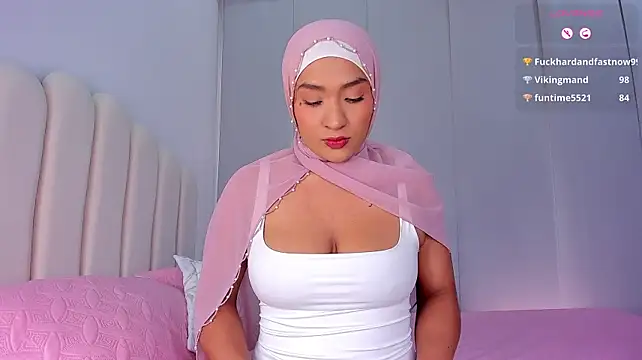 Chat XXX en directo de Amira-Zahra