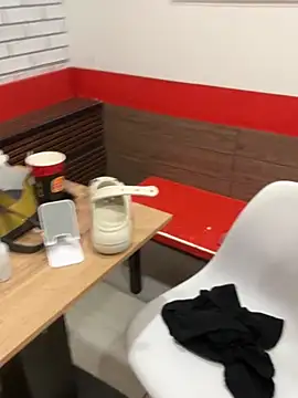 SiaLater's Webcam Show