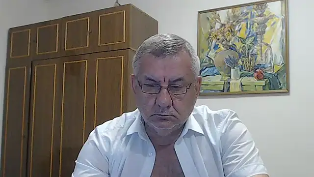 XXX chat uživo modela machomale3