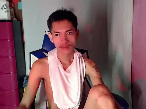 riks_tyler 现场XXX聊天