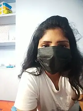 Tamil_SweetHeart লাইভ XXX চ্যাট