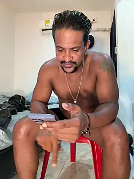 Chat +18 de bigdick211292 ao vivo