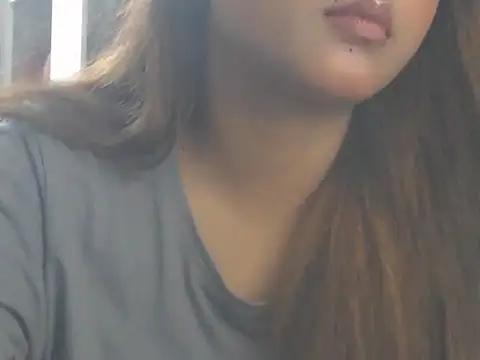 NancyRuvi 即時 XXX 聊天