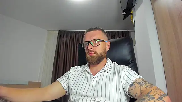 Findom_guy: απευθείας συνομιλία ΧΧΧ