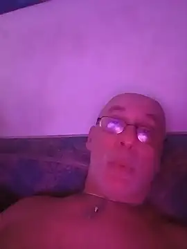 צ'אט XXX בשידור חי של Toby2712