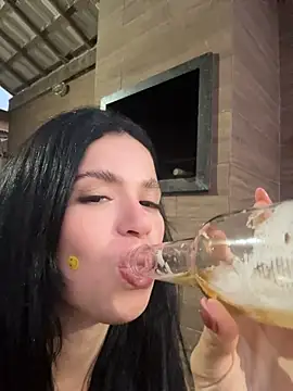 XXX chat uživo modela Rafaellaz