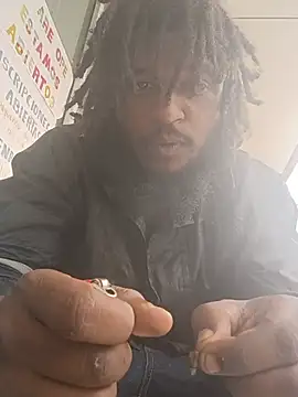 Longthickdick33 Show in webcam