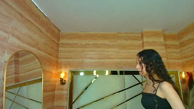 abby__r Adlı Modelin Canlı XXX Sohbeti