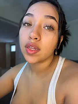 XXX chat uživo modela Issa_rodriguez