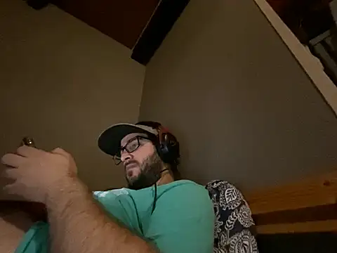 Chatroom XXX en direct de young_bear06