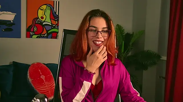 Chat XXX en directo de SeraphineDuskryn