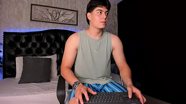 MaxCruz_ élő XXX-chatje