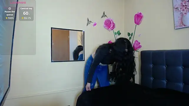 Chat XXX en directo de DaisyMoon_