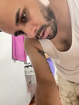myhotcompote – Live XXX-chat
