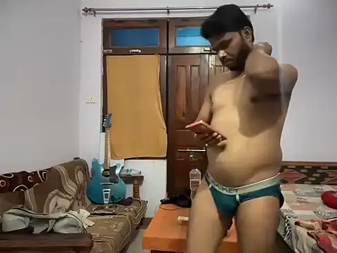 XXX chat uživo modela Raaz_5690