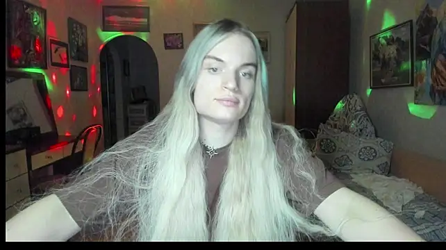 milliKira006 Chat XXX in diretta