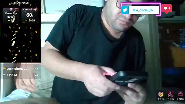 Javi_92 Adlı Modelin Canlı XXX Sohbeti