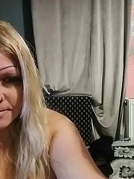 Szenyoritaa 라이브 XXX 채팅