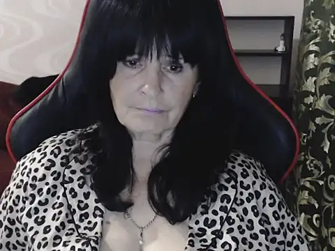 Chat +18 de KatarinaOhDream ao vivo