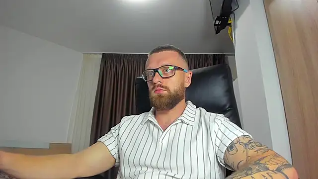 Živý XXX chat Findom_guy