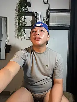 urasianrey's Live XXX Chat