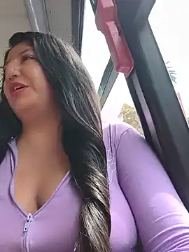 Melany_daring Adlı Modelin Canlı XXX Sohbeti