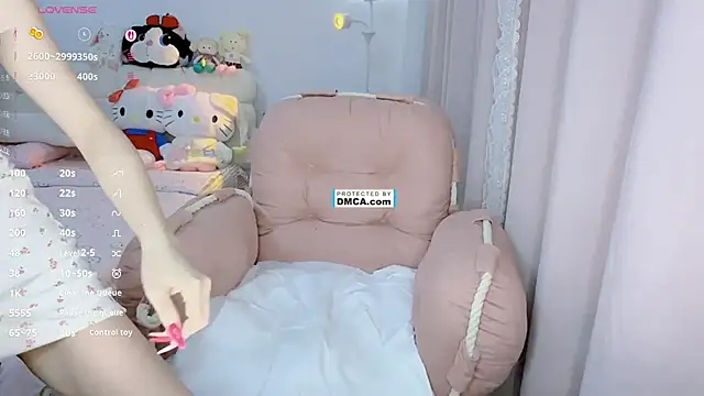 QiQiQi_'s Live XXX Chat