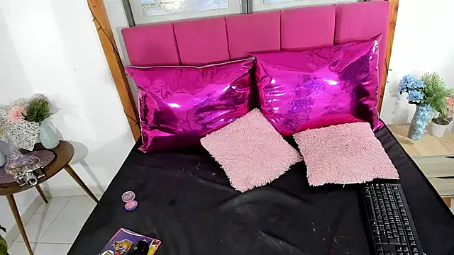 Lux_Royse – Naživo XXX chat
