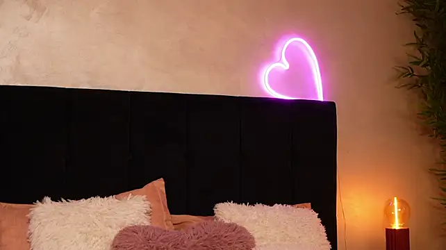 alexxisrae Chat XXX live