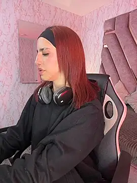 دردشة Elodiee_Roussee الجنسية المباشرة