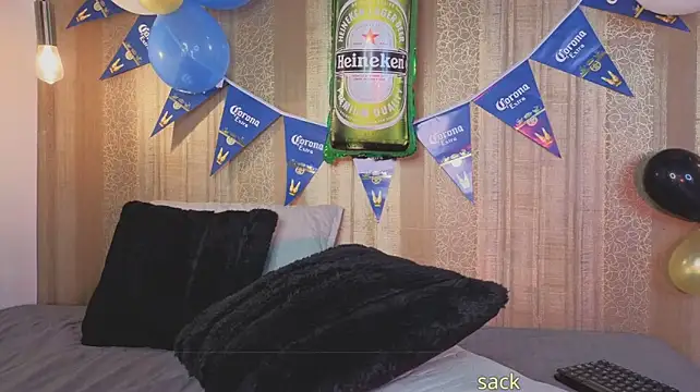 MishaKinkiのライブXXXチャット