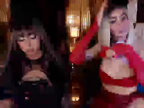 MonstrousCockDiva's Live XXX Chat