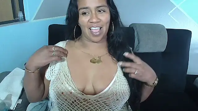 saggil23 Chat XXX in diretta