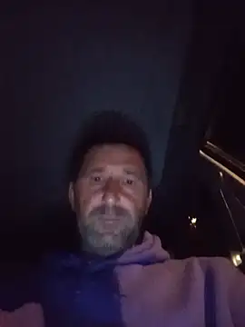 BZH45 Chat XXX live