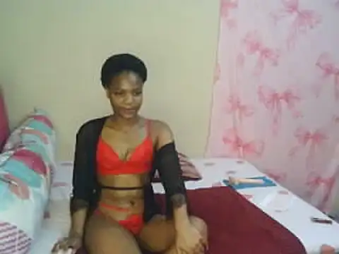 Онлайн чат XXX TheRealLadyAmina