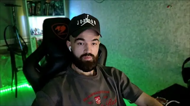 _Serious_Man – Naživo XXX chat