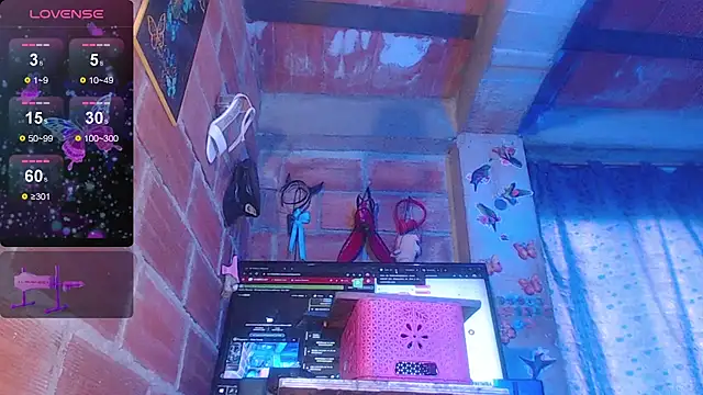 assbignatha's Live XXX Chat