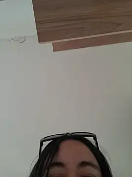 Yuli_x97's Live XXX Chat